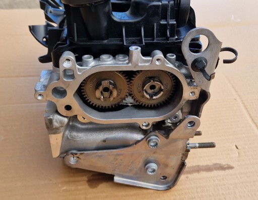 ПОЛНАЯ ГЛАВА 2.0 TDI ПРОБЕГ 4200КМ 05L103403AD 05L103308P