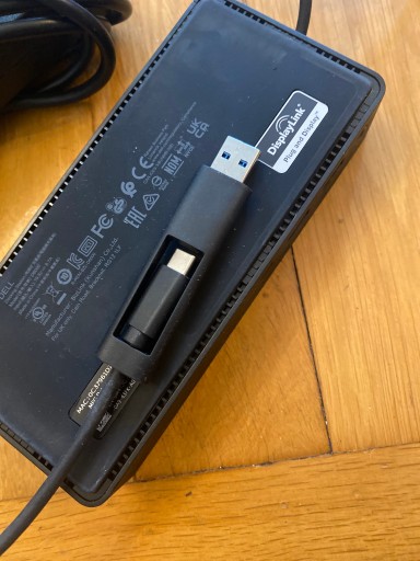 СТАНЦИЯ DELL D6000 HDMI USB-C с блоком питания Dell мощностью 130 Вт и кабелем питания