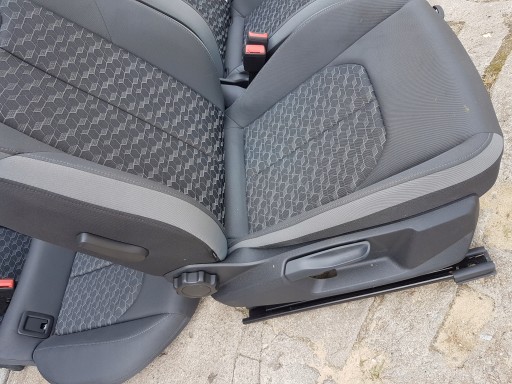 СИДЕНЬЯ КОМПЛЕКТ СИДЕНИЙ AUDI A1 II 82A GB 18-20