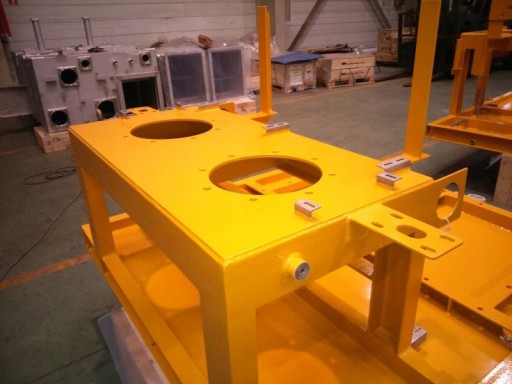 ПОЛИУРЕТАНОВАЯ СТРОИТЕЛЬНАЯ КРАСКА HEMPEL 5L