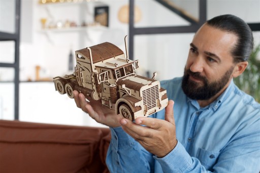 Трактор ВМ-03 механический 3D пазл UGears