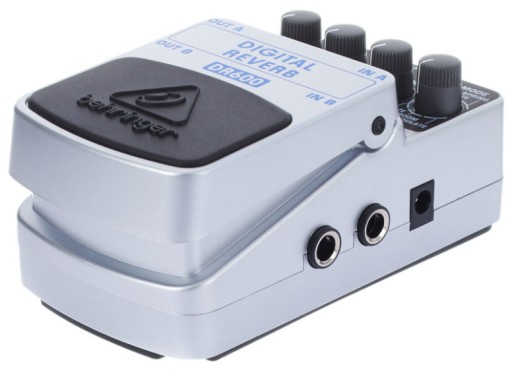 Гитарный эффект Behringer DR600 Digital Reverb