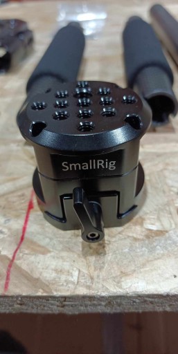 UCHWYT DO GIMBALA SMALLRIG 2210 DUAL HANDGRIP DO HANDHELD GIMBAL NIEKOMPLET