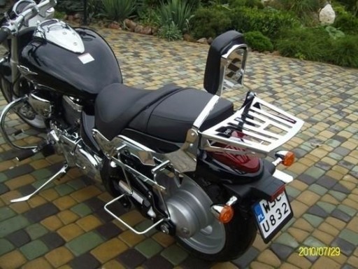 НОВАЯ СПИНКА ПАССАЖИРА SUZUKI INTRUDER M1500 (13832)