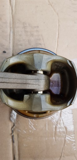 ПОРШЕНЬ BMW F10 F01 F07 F12 5.0 4.4 N63B44A