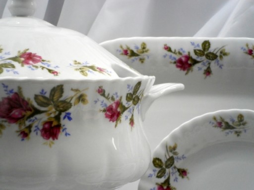 003 PÓŁMISEK 33 RÓŻA IWONA CHODZIEŻ porcelana