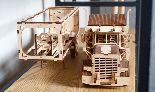 Трактор ВМ-03 механический 3D пазл UGears