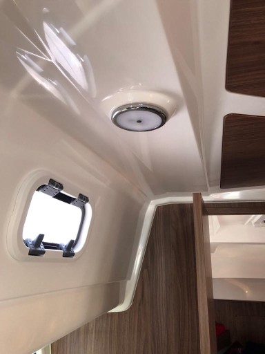 КАБИННЫЙ СВЕТИЛЬНИК ДЛЯ ЯХТЫ С ПАМЯТЬЮ 106мм 6Вт LED