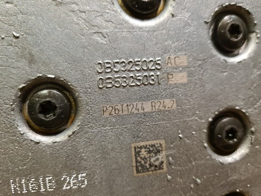 Блок коробки передач мехатроник AUDI STRONIC 0B5325025AC