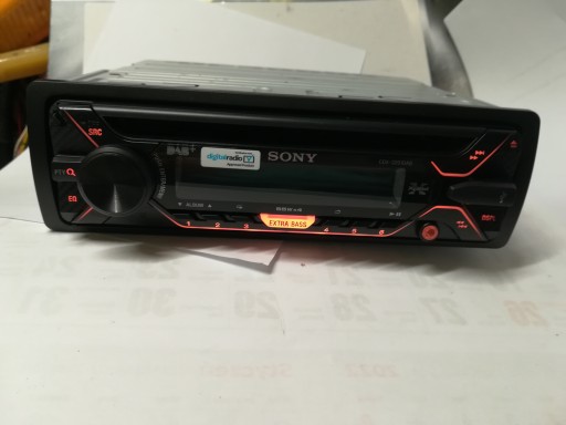 Радиостанция SONY CDX-3201 DAB