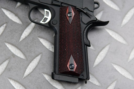 Рукоятка для Colt M1911A1 с накладкой из дерева asg