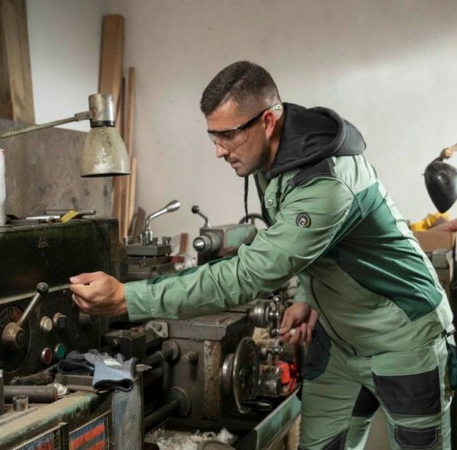 spodnie ZE STRECZEM robocze męskie wzmocnione kolana DAYBORO NAVY R. 64