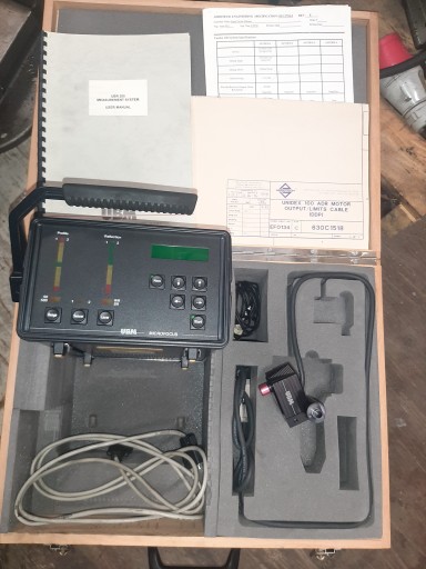 Odczyt cyfrowy laser UBM UBR 200 czujnik położenia