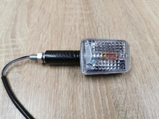 Kierunkowskazy mini carbon białe 4szt +klosz 23W