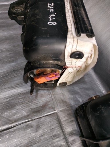ПОДУШКА БЕЗОПАСНОСТИ ПАССАЖИРА OPEL ZAFIRA B 601854700