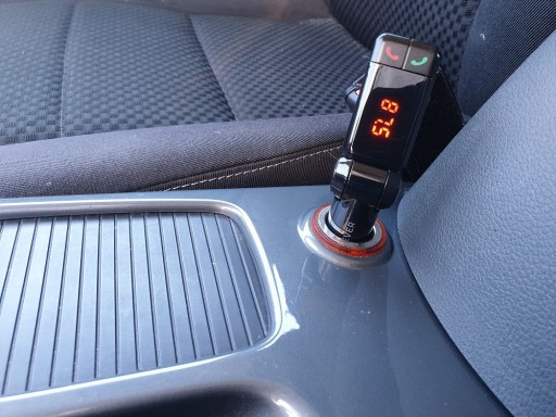 Передатчик звука Bluetooth-FM для вашего автомобиля
