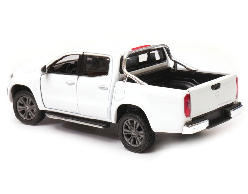 Mercedes-Benz X-Class модель 1:24 - 27 WELLY белый