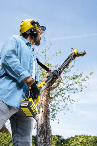 KARCHER PSW 18-20 АККУМУЛЯТОРНАЯ ПИЛА ЗАПУСК