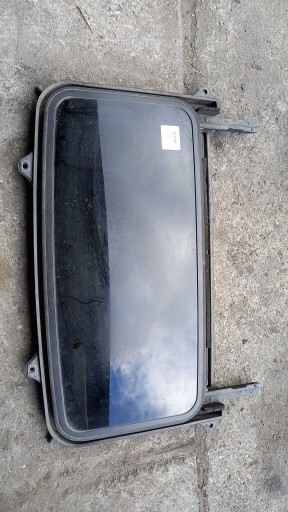 TOYOTA COROLLA VERSO 03R ЛЮК НА КРЫШЕ