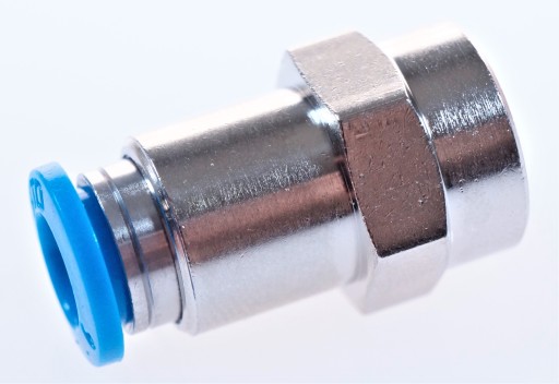 Прямой разъем Festo QSF-1/8-6-B