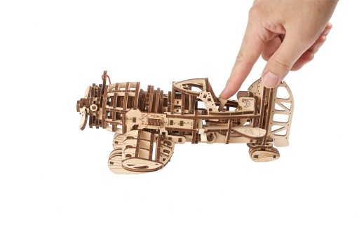 Самолет Mad Hornet UGEARS ДЕРЕВЯННАЯ МЕХАНИЧЕСКАЯ 3D МОДЕЛЬ ДЛЯ СБОРКИ