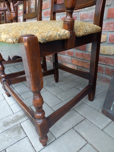 Krzesła stylowe drewniane z materiałową tapicerką 4 szt (989)