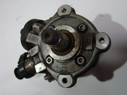 ТОПЛИВЫЙ НАСОС VOLKSWAGEN CRAFTER 2.0 0445010533 03L130755AB
