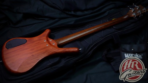 Warwick Teambuilt Pro Series Corvette Bubinga, 5-я ул., Германия