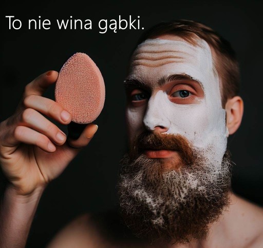 Спонж для макияжа Blender МАЛЕНЬКИЙ, очень мягкий, фиолетового цвета.