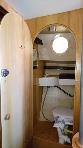 Парусная яхта со стальным килем БМ-28 (8,5 м)