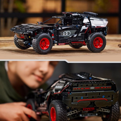 LEGO TECHNIC Audi RS Q e-tron 42160