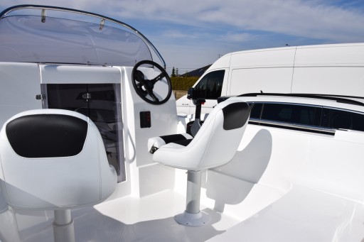 Моторная лодка / Моторная лодка 520 Cabin Forte
