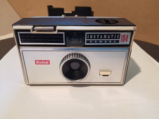 KODAK Instamatic 104 с крышкой