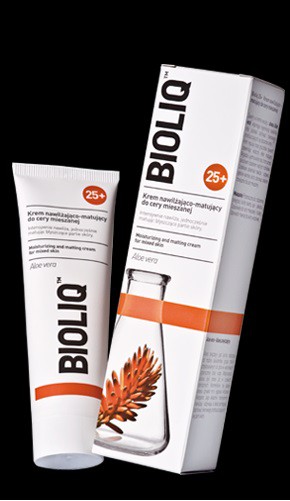 Bioliq 25+ Увлажняющий и матирующий крем для комбинированной кожи.