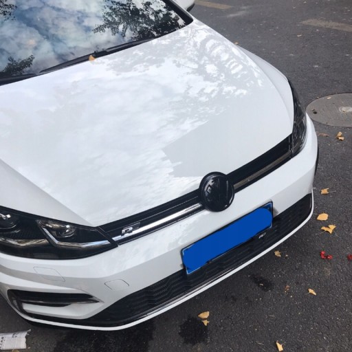 2 значка Volkswagen Golf 6 спереди и сзади