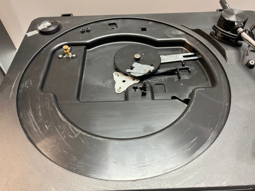 Стереосистема FM-радио DAB+ CD USB AUX Soundmaster PL979SW