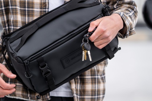 Фотосумка Wandrd Rogue Sling 9л, желтая, для зеркального фотоаппарата, объективов, дрона