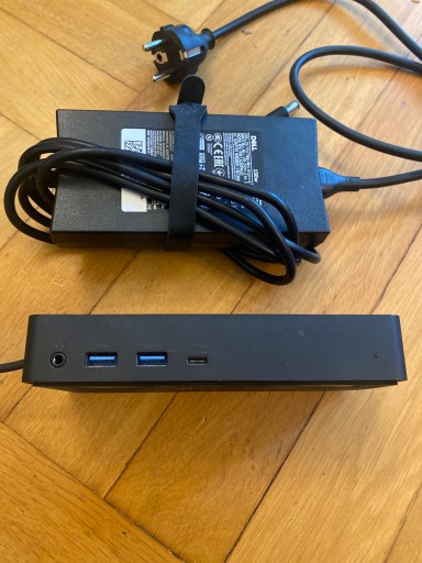 СТАНЦИЯ DELL D6000 HDMI USB-C с блоком питания Dell мощностью 130 Вт и кабелем питания