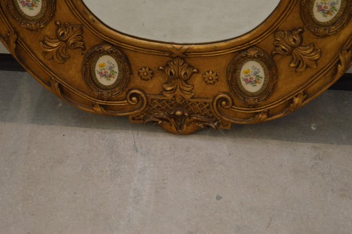 LUSTRO HERBOWE + 6 MEDALIONÓW PORCELANOWYCH BOGATE