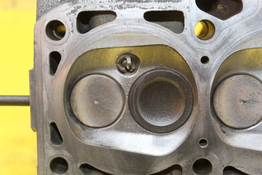 ГОЛОВКА A3 8P GOLF V SKODA 1.6 MPI BSE 06B103373T