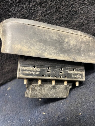 MERCEDES W639 ДВЕРНОЙ КОНТАКТОР 6398200254