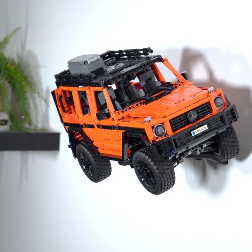 Mercedes Benz G500 42177 - Настенное крепление LEGO - горизонтальное и вертикальное