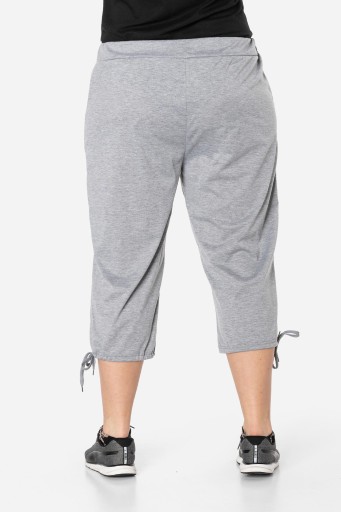 Duże Krótkie Spodenki Damskie Rybaczki 86022-9 7XL