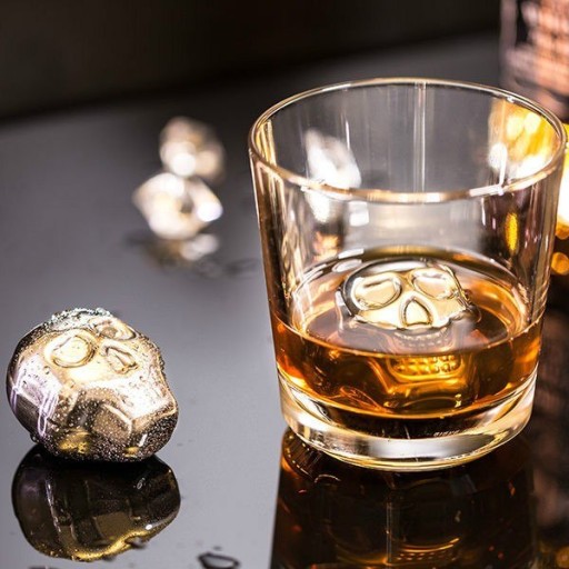 4 CHŁODZĄCE METALOWE CZASZKI DO DRINKÓW WHISKY