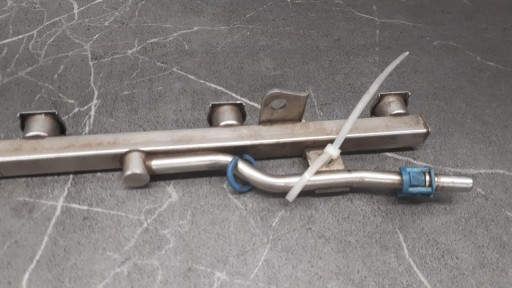 55559375 РЕЙКА ВПРЫСКА OPEL ZAFIRA B ASTRA 1.6
