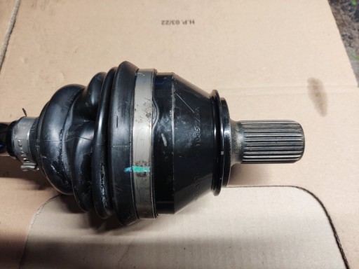 ПРИВОДНОЙ ВАЛ MERCEDES A177 A1773300801