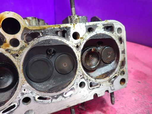 Audi A3 8L 1.6 8V AKL 101 км головка 06B103373A Крышка клапана