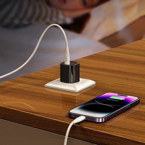 Зарядное устройство Tooki GaN PD20W Supermini Fast USB-C для серий 8–14