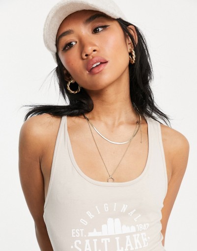 Короткий приталенный комбинезон Noisy May Petite XS