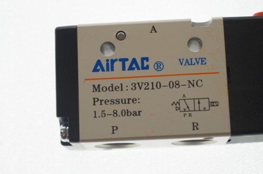 ЭЛЕКТРОМАГНИТНЫЙ КЛАПАН AIRTAC 3V210-08 3/2-1/4-24 В постоянного тока